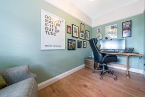 OFFICE / STUDY- click for photo gallery
